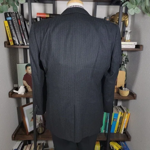 JOS A BANK Men's Flannel Sport Coat Two Button Black‎ Striped Wool Cashmere 43R